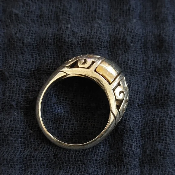 Brighton Gold and Silver Ornate Ring, Size 8. - Picture 4 of 5